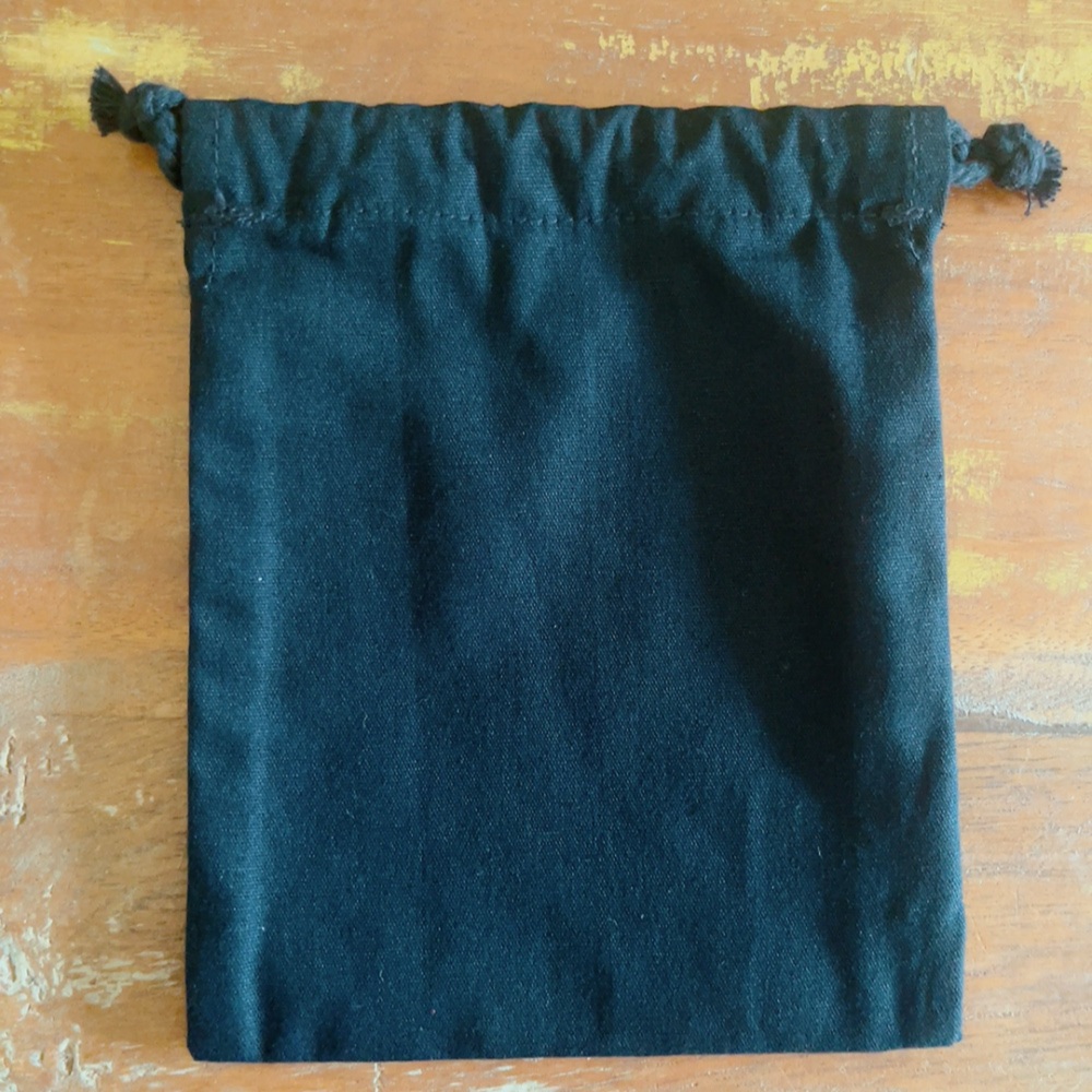 Chanel drawstring pouch - Picture 2 of 5
